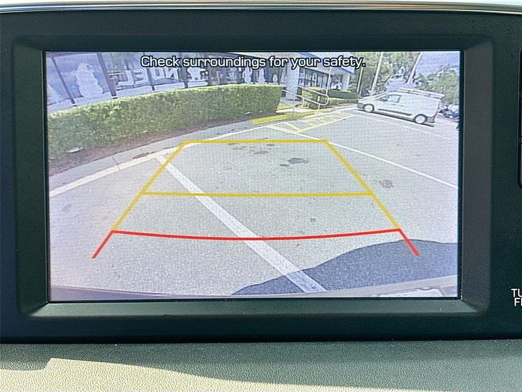 used 2020 Hyundai Santa Fe car, priced at $12,995