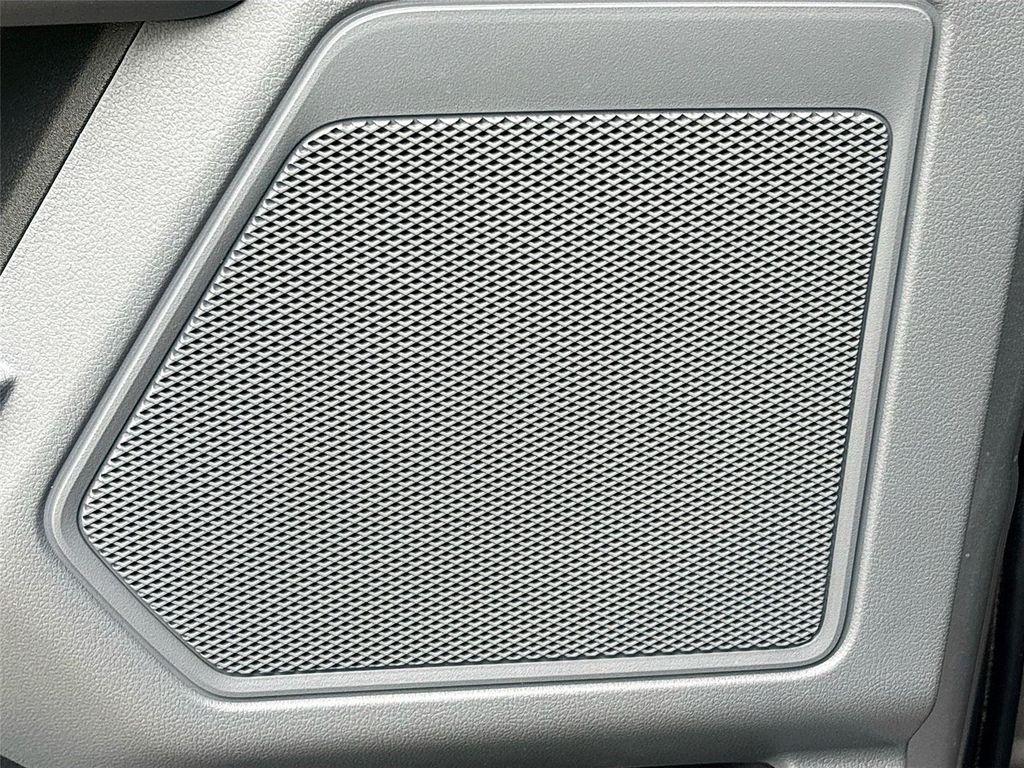 used 2021 Ford F-150 car, priced at $26,595