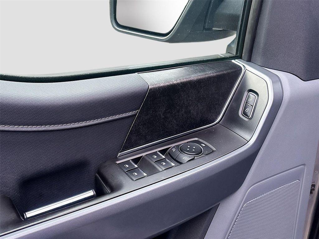 used 2021 Ford F-150 car, priced at $26,595