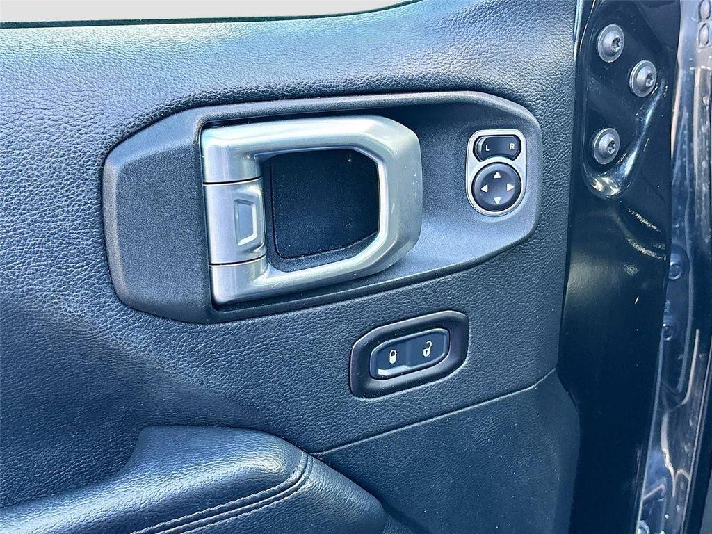 used 2020 Jeep Wrangler Unlimited car, priced at $27,595