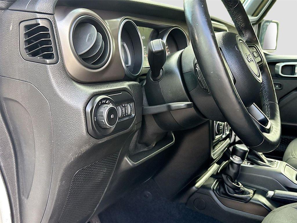used 2020 Jeep Wrangler Unlimited car, priced at $23,995