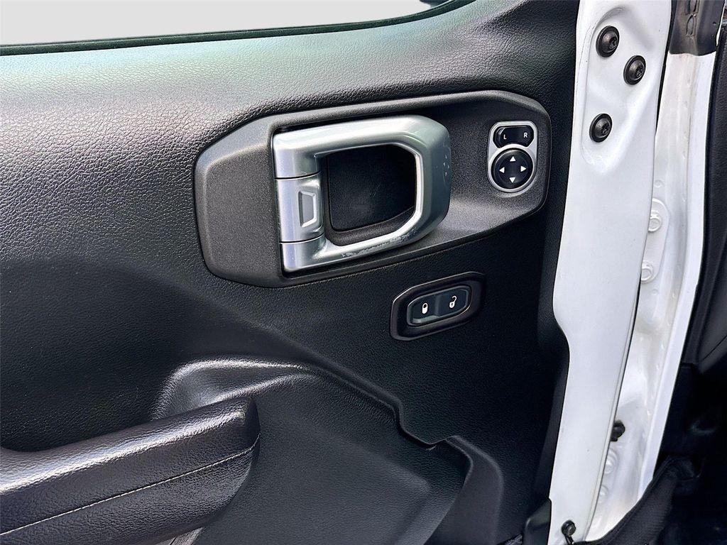 used 2020 Jeep Wrangler Unlimited car, priced at $23,995