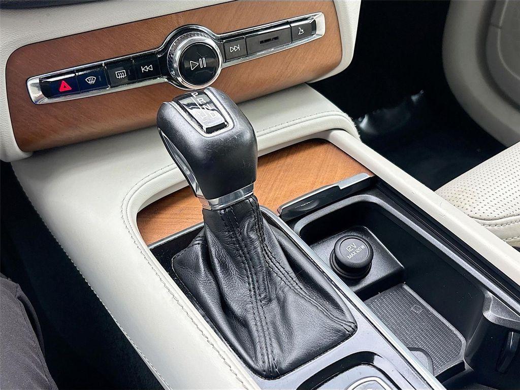 used 2018 Volvo XC90 car, priced at $18,995