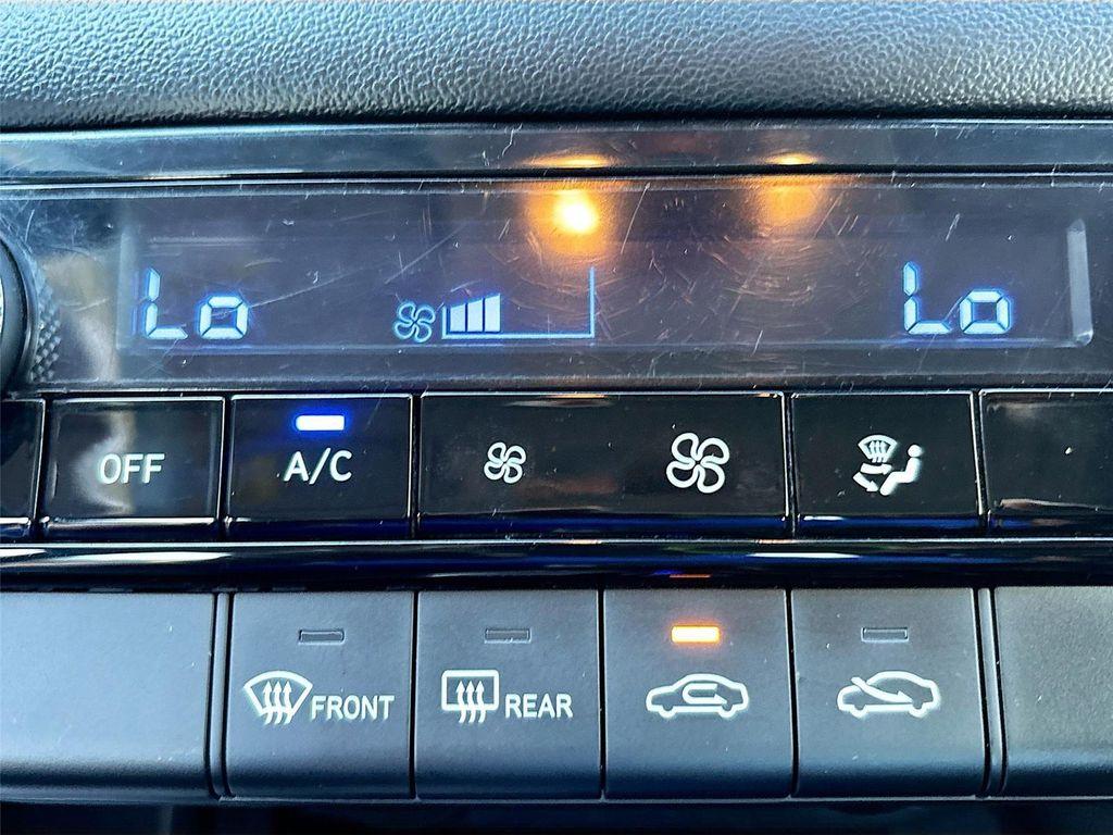 used 2024 Hyundai Elantra car, priced at $16,995