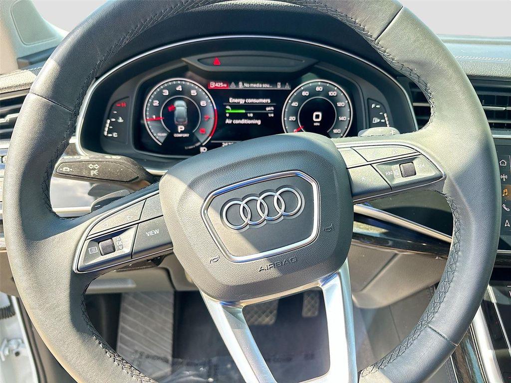 used 2023 Audi Q7 car, priced at $40,995