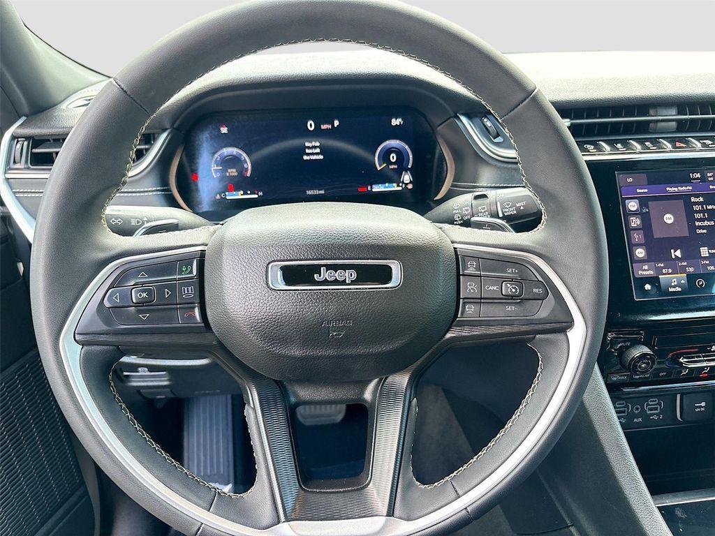 used 2024 Jeep Grand Cherokee L car, priced at $28,595