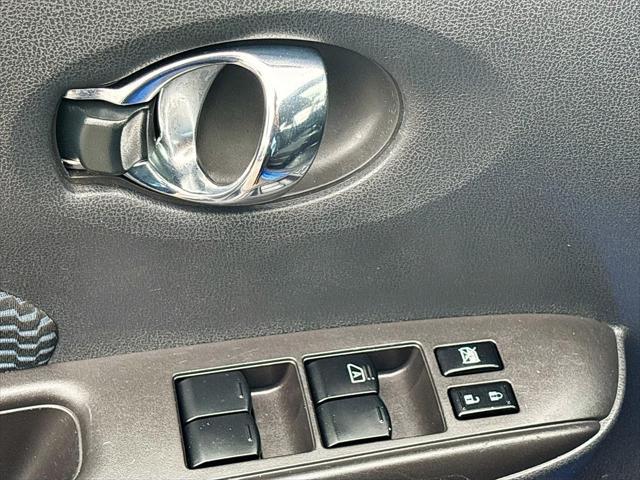 used 2016 Nissan Versa Note car, priced at $5,499