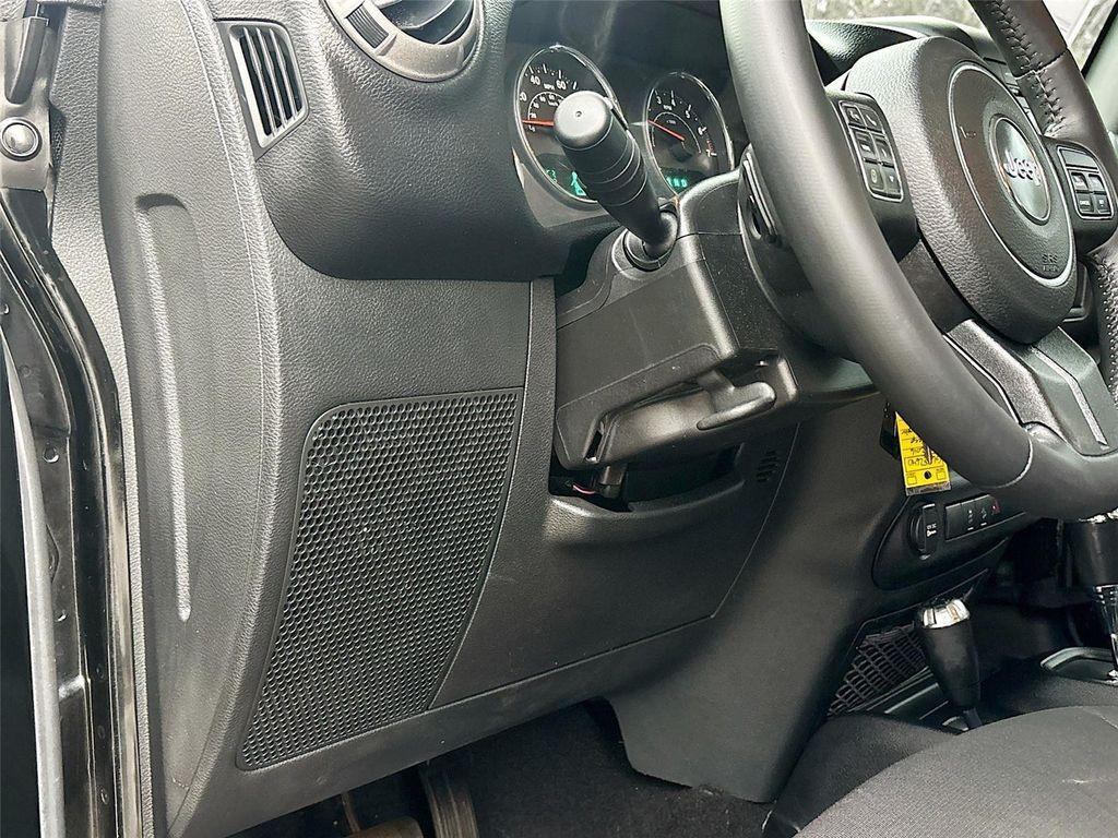 used 2016 Jeep Wrangler Unlimited car, priced at $15,995