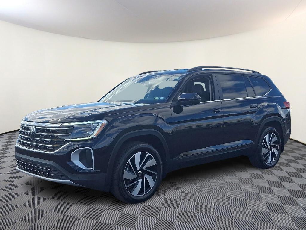 used 2024 Volkswagen Atlas car, priced at $34,999