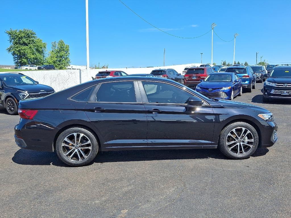 used 2022 Volkswagen Jetta car, priced at $19,999