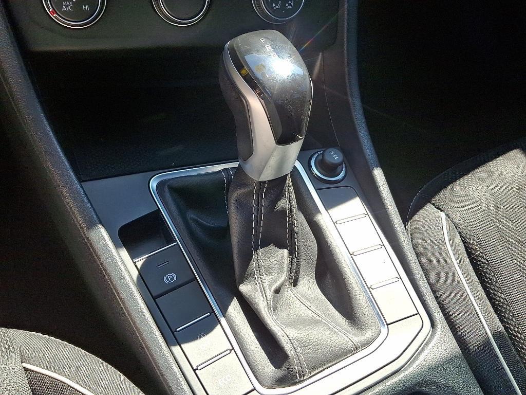 used 2022 Volkswagen Jetta car, priced at $19,999