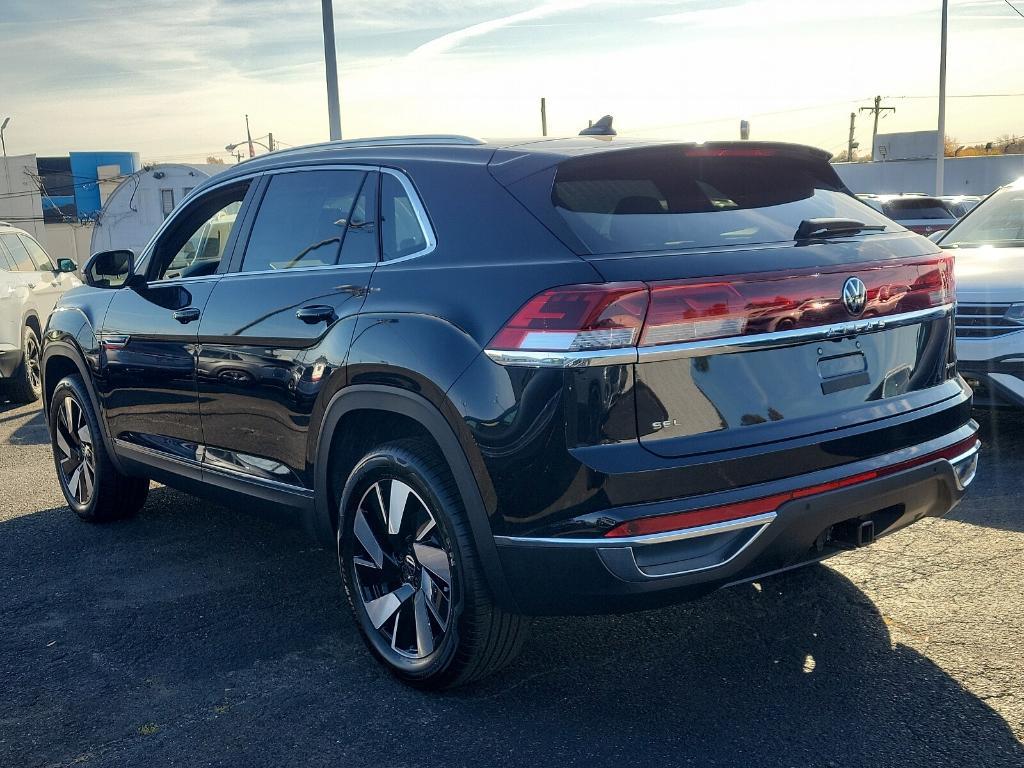 new 2025 Volkswagen Atlas Cross Sport car, priced at $49,611