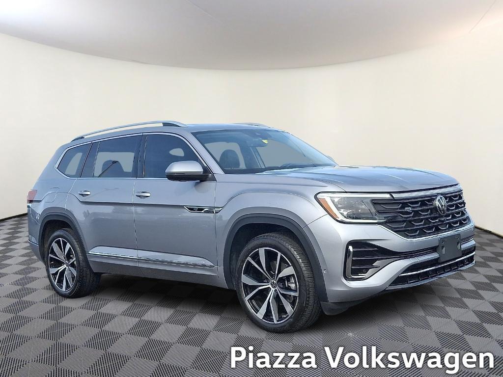 used 2024 Volkswagen Atlas car, priced at $40,999