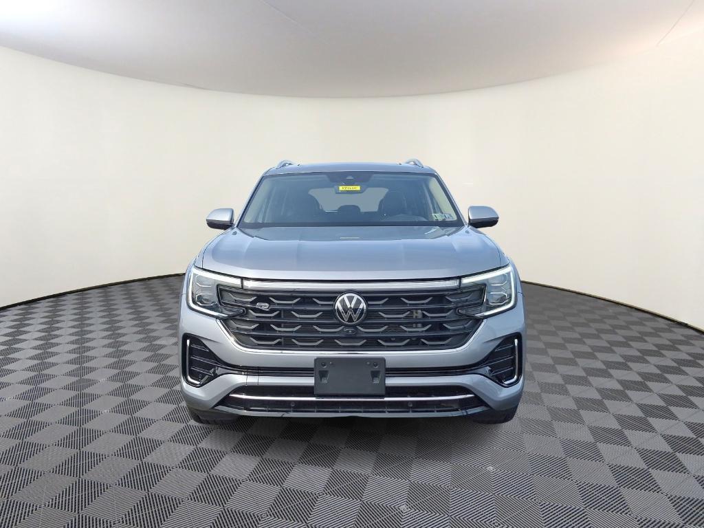 used 2024 Volkswagen Atlas car, priced at $39,999