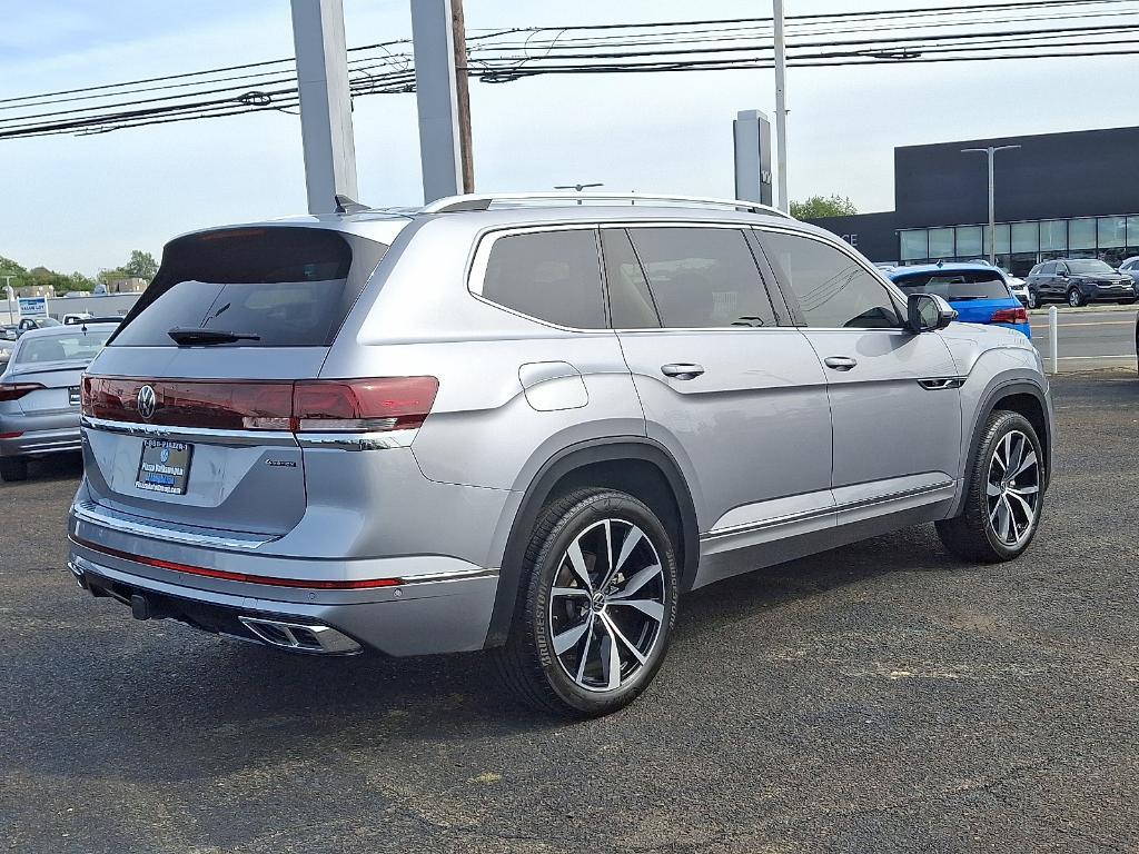 used 2024 Volkswagen Atlas car, priced at $39,999