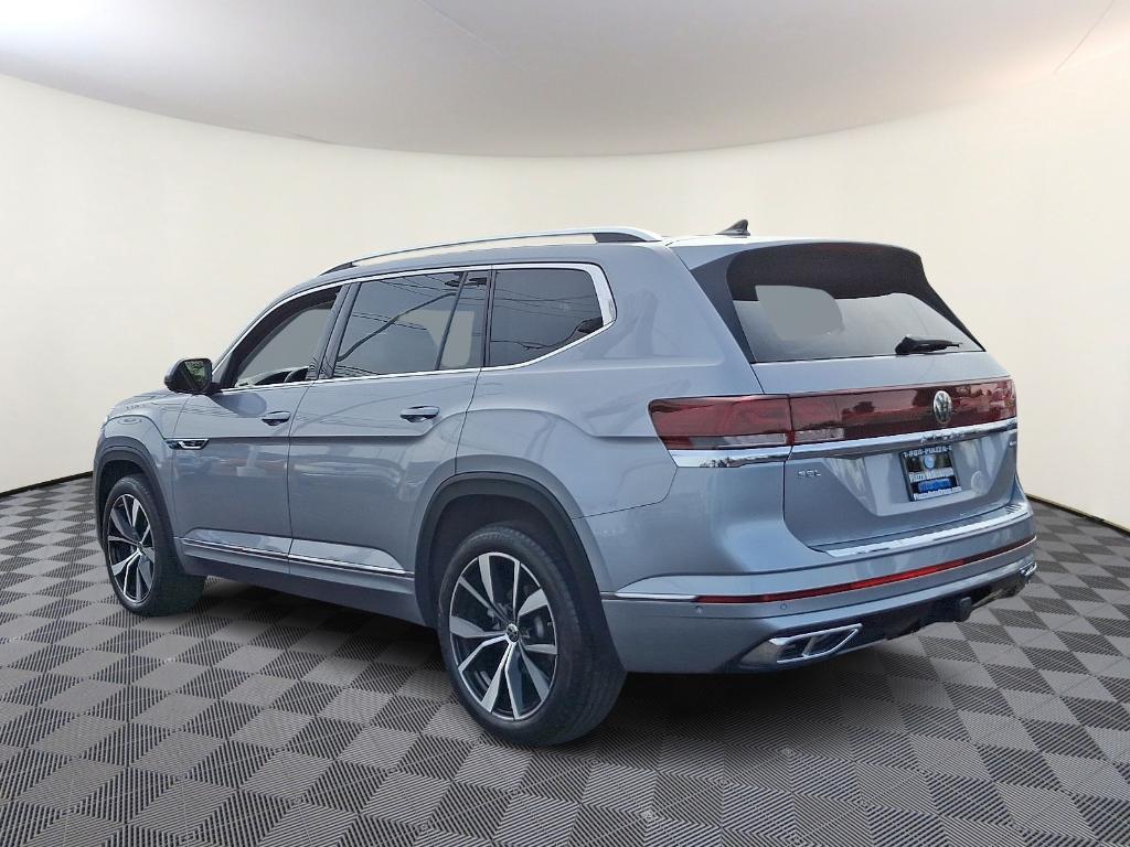 used 2024 Volkswagen Atlas car, priced at $39,999