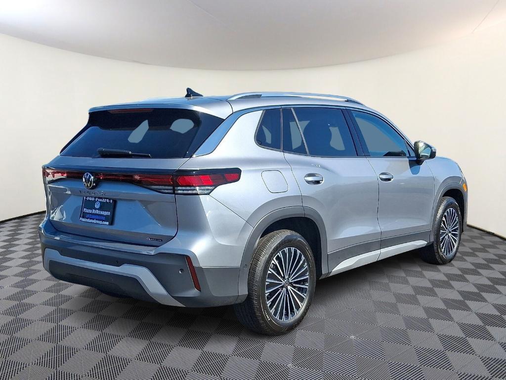 new 2025 Volkswagen Tiguan car, priced at $34,182