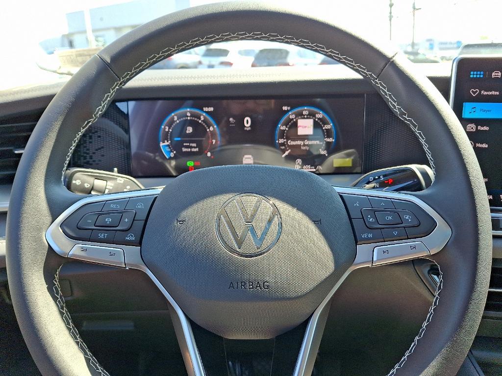 new 2025 Volkswagen Tiguan car, priced at $37,699