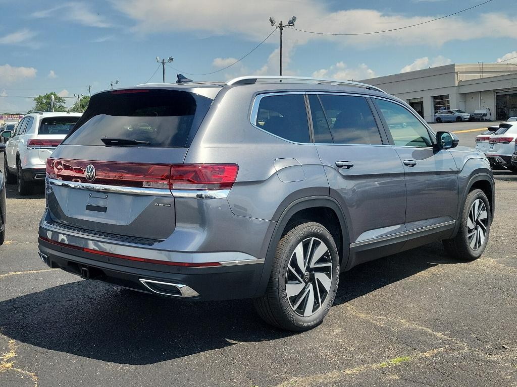 new 2024 Volkswagen Atlas car, priced at $52,014