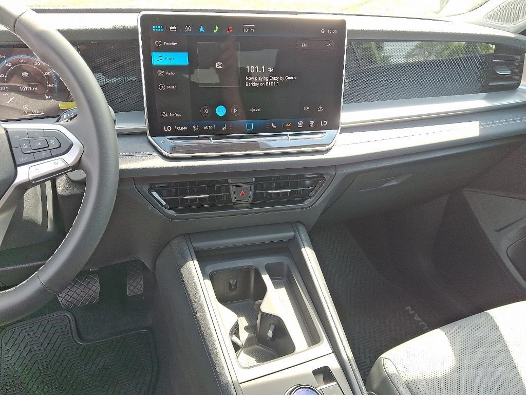new 2025 Volkswagen Tiguan car, priced at $35,344