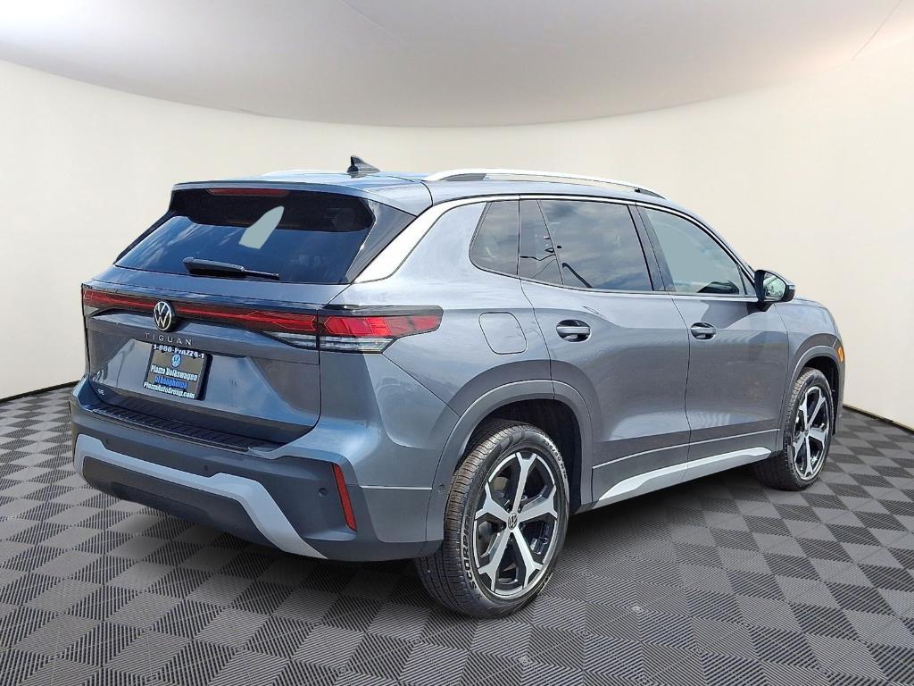 new 2025 Volkswagen Tiguan car, priced at $35,344