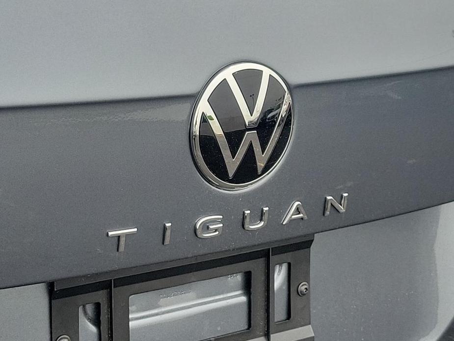 new 2024 Volkswagen Tiguan car, priced at $38,764