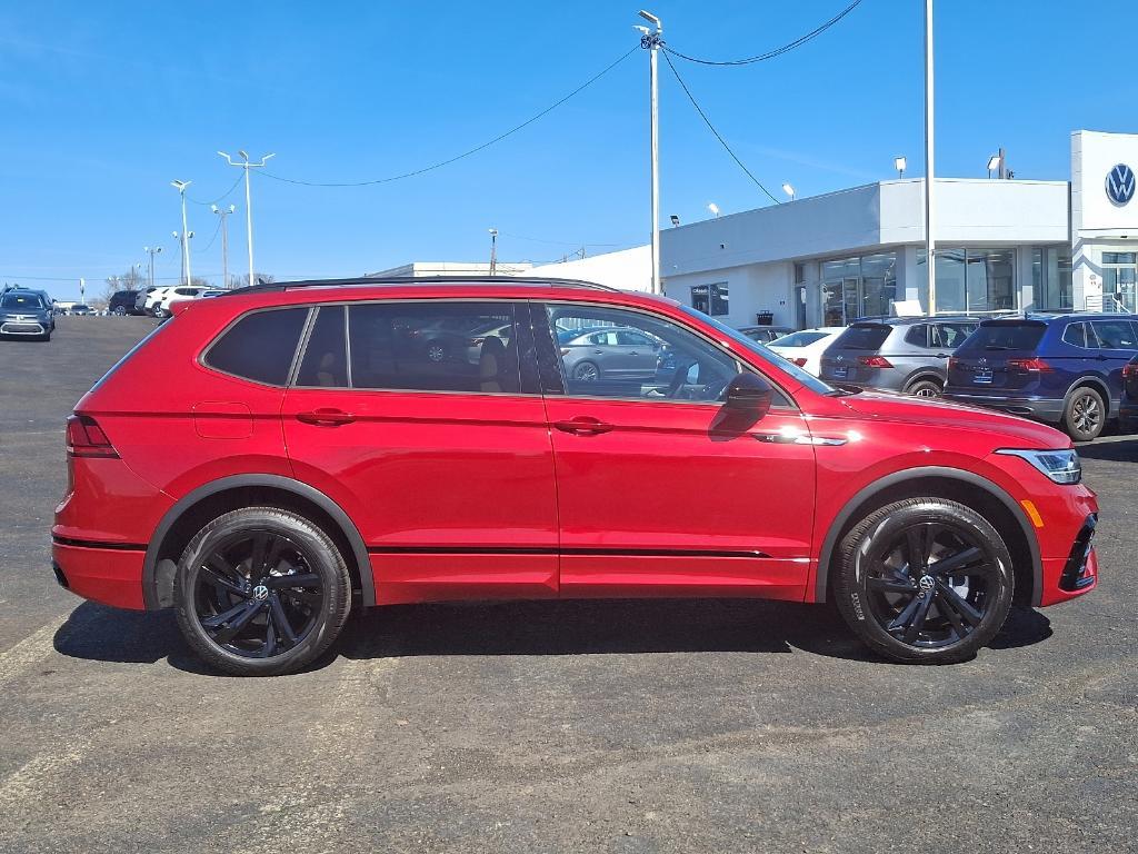 used 2024 Volkswagen Tiguan car, priced at $32,999