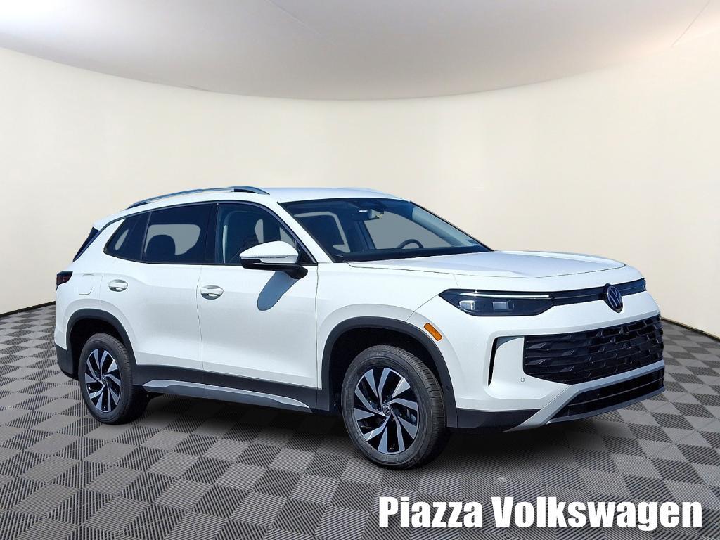 new 2025 Volkswagen Tiguan car, priced at $32,188