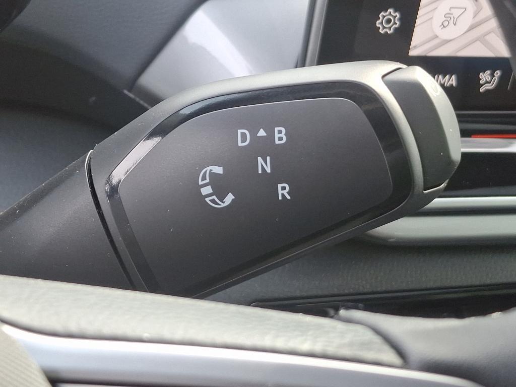 new 2025 Volkswagen ID.4 car, priced at $60,126