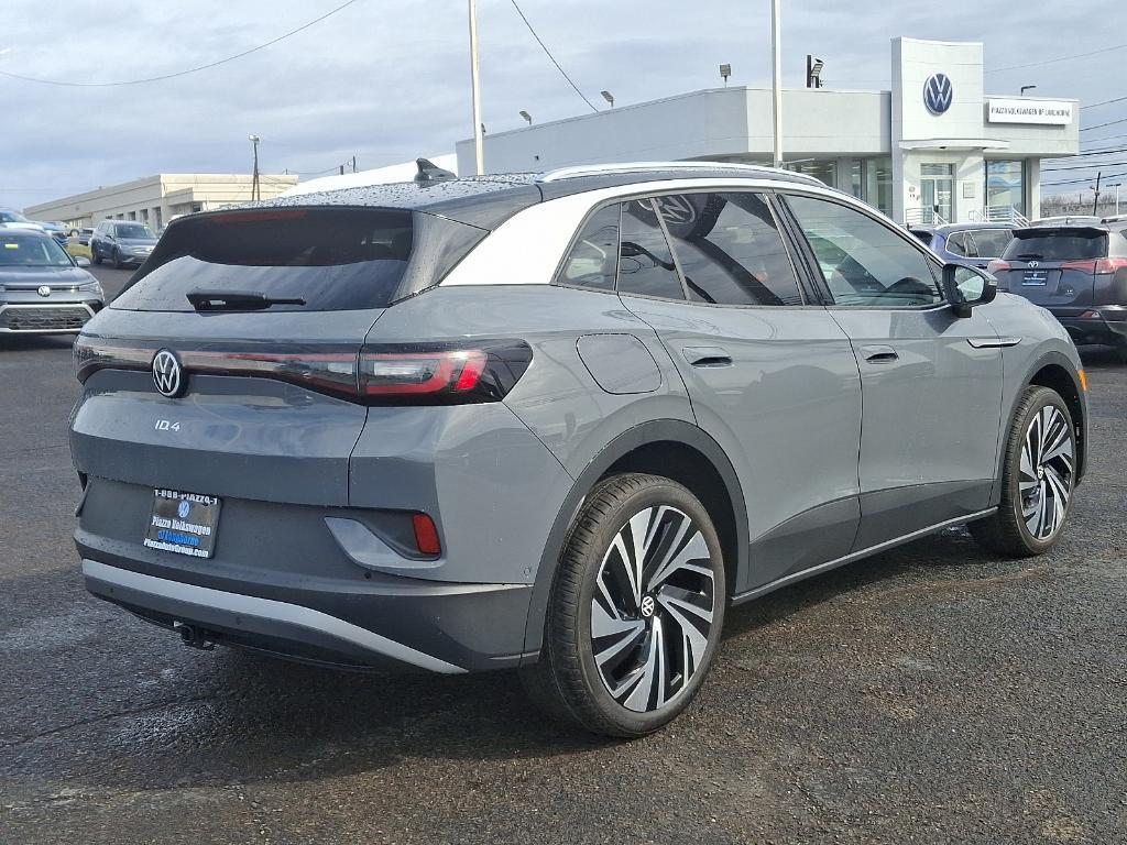 new 2025 Volkswagen ID.4 car, priced at $60,126