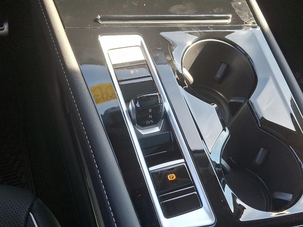 new 2025 Volkswagen Atlas car, priced at $56,831