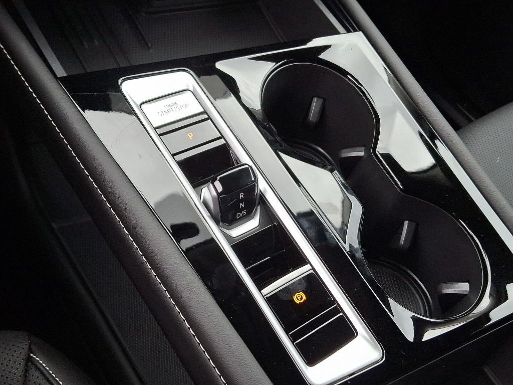 new 2026 Volkswagen Atlas car, priced at $48,950