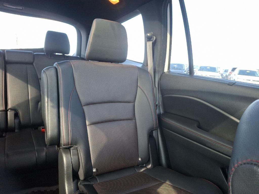 used 2021 Honda Pilot car, priced at $31,899