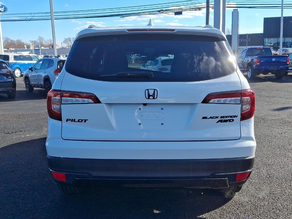 used 2021 Honda Pilot car, priced at $31,899