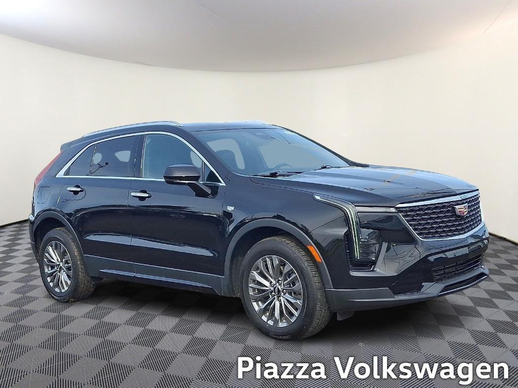 used 2024 Cadillac XT4 car, priced at $32,599