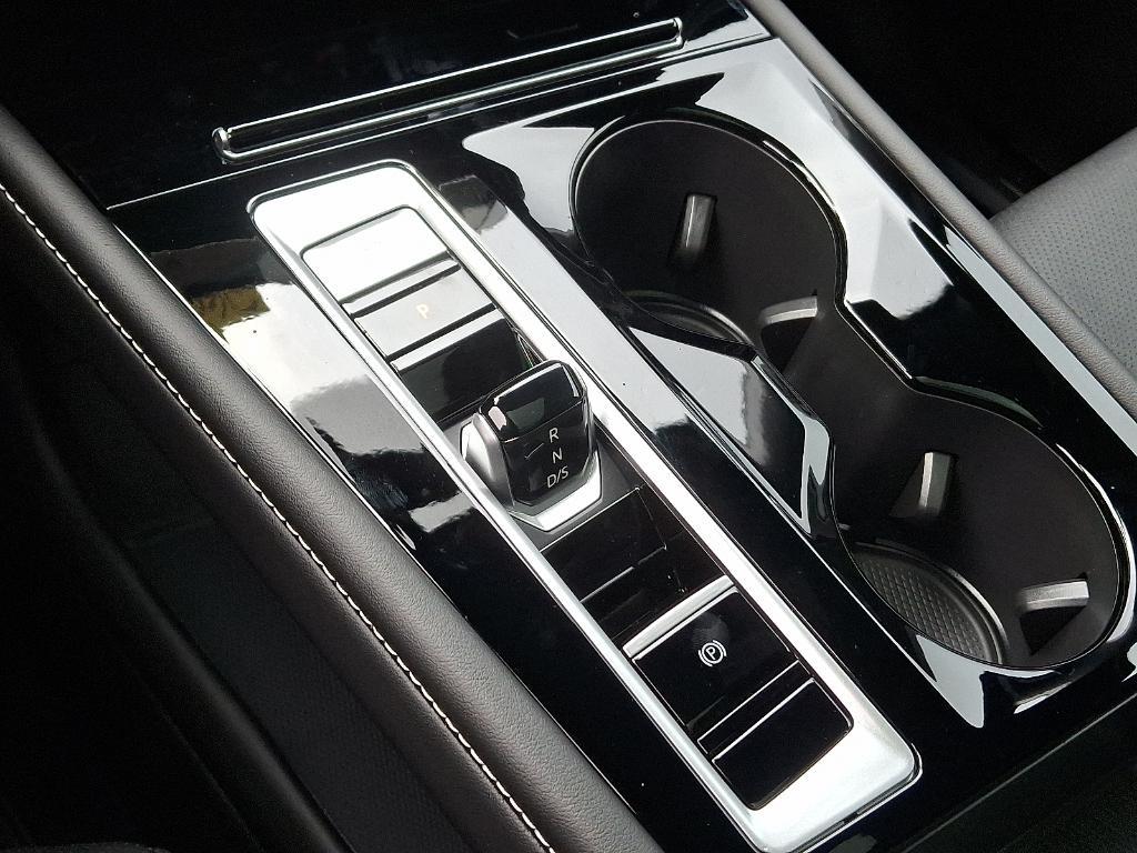 new 2026 Volkswagen Atlas Cross Sport car, priced at $48,183