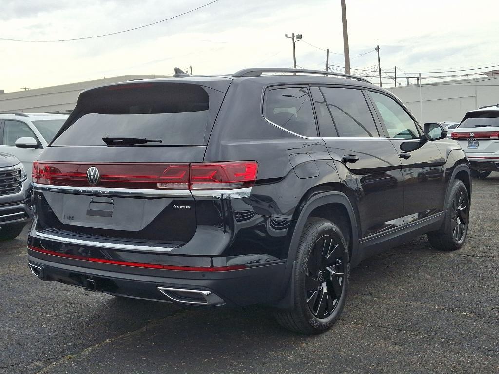 new 2025 Volkswagen Atlas car, priced at $50,217