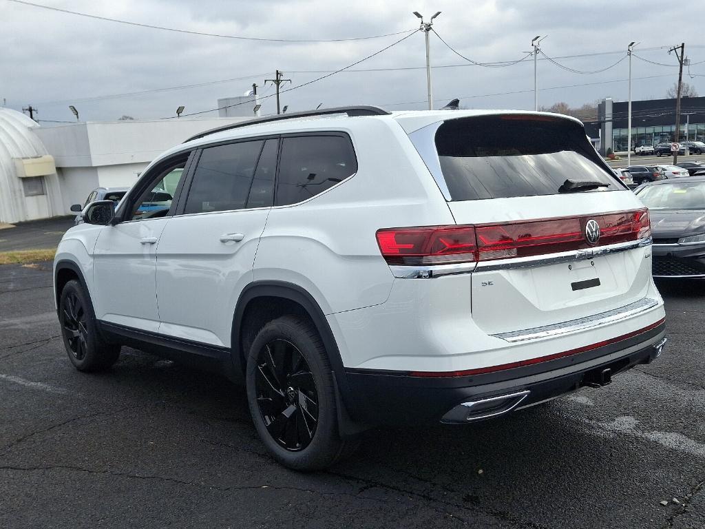 new 2025 Volkswagen Atlas car, priced at $49,812