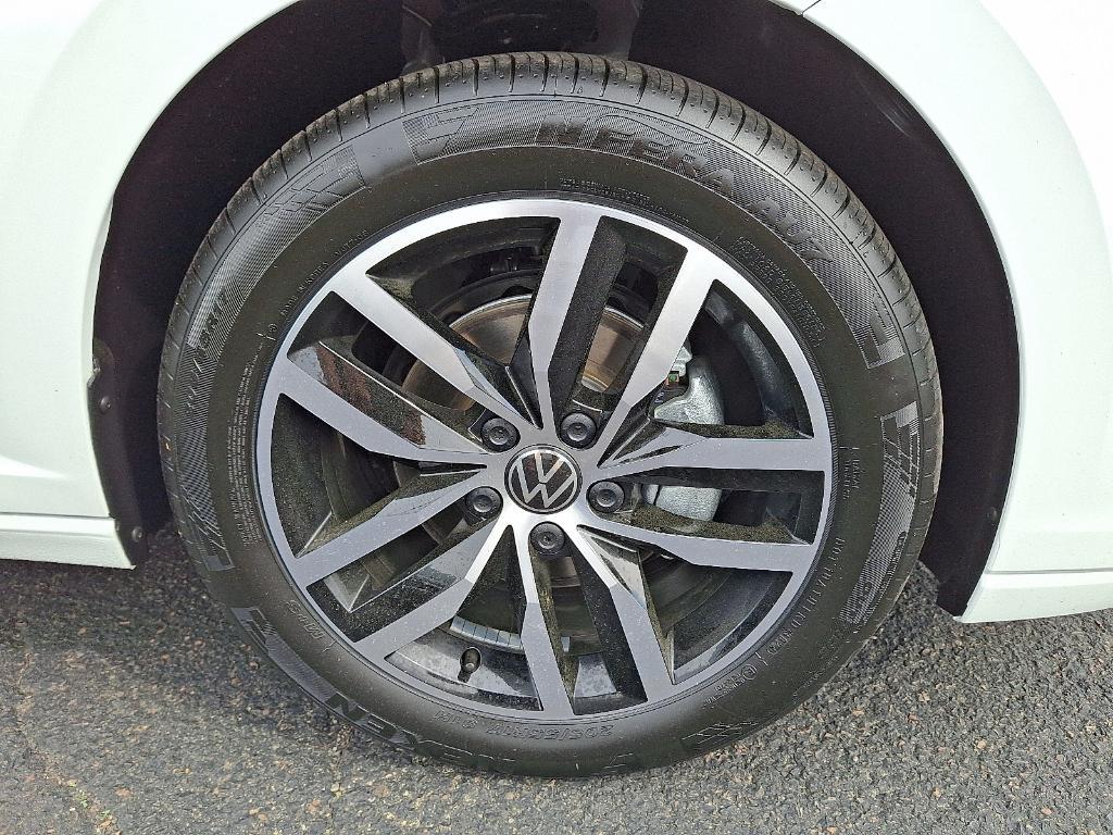 new 2025 Volkswagen Jetta car, priced at $27,081