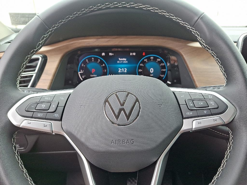 new 2025 Volkswagen Atlas car, priced at $45,930