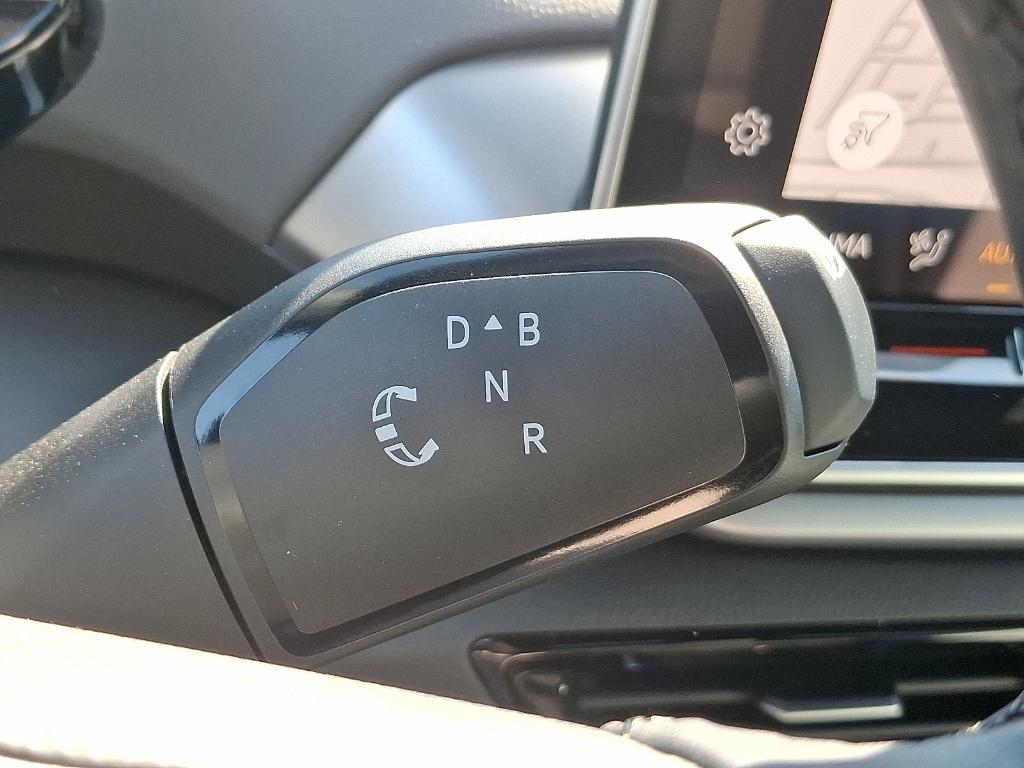 new 2025 Volkswagen ID.4 car, priced at $51,687