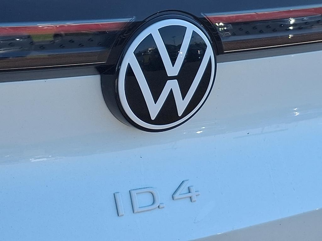 new 2025 Volkswagen ID.4 car, priced at $51,687