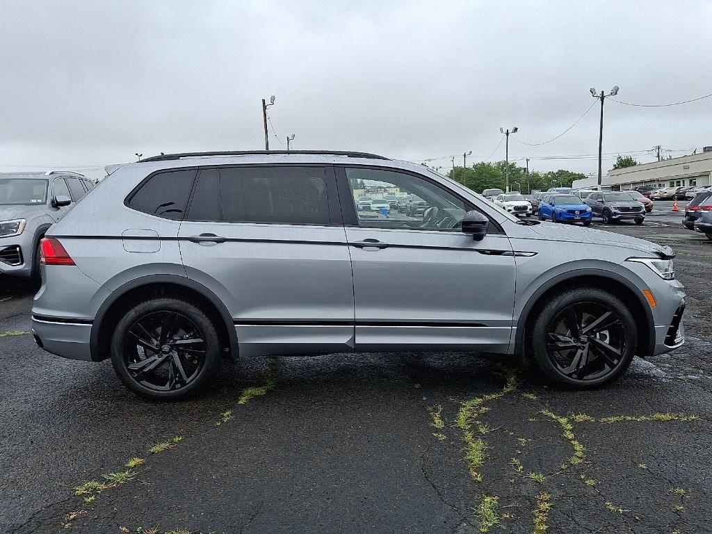 used 2024 Volkswagen Tiguan car, priced at $31,999