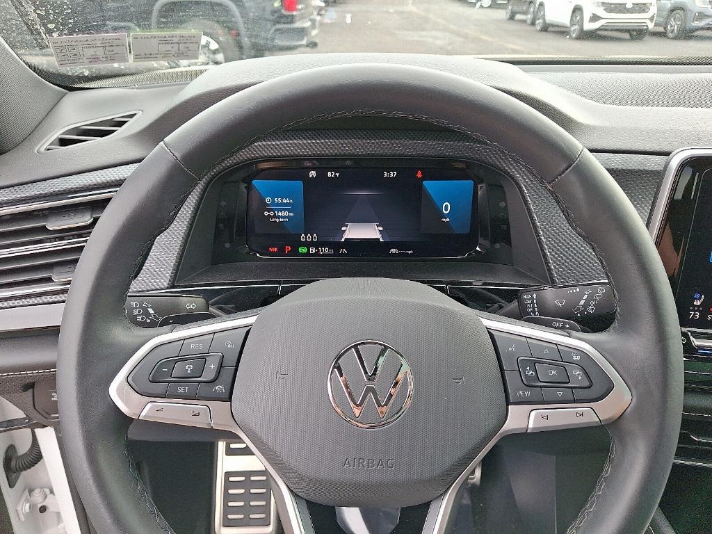 new 2024 Volkswagen Atlas Cross Sport car