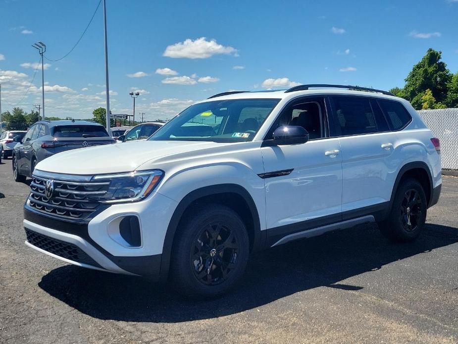 new 2024 Volkswagen Atlas car, priced at $50,124