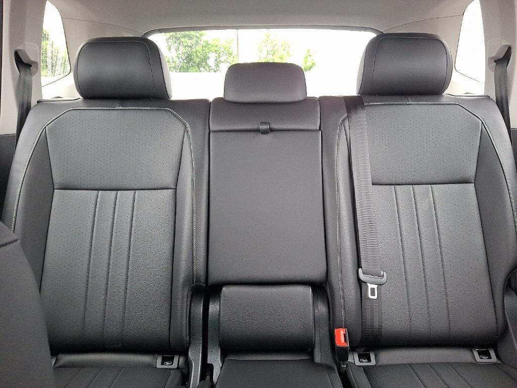 used 2024 Volkswagen Tiguan car, priced at $27,999