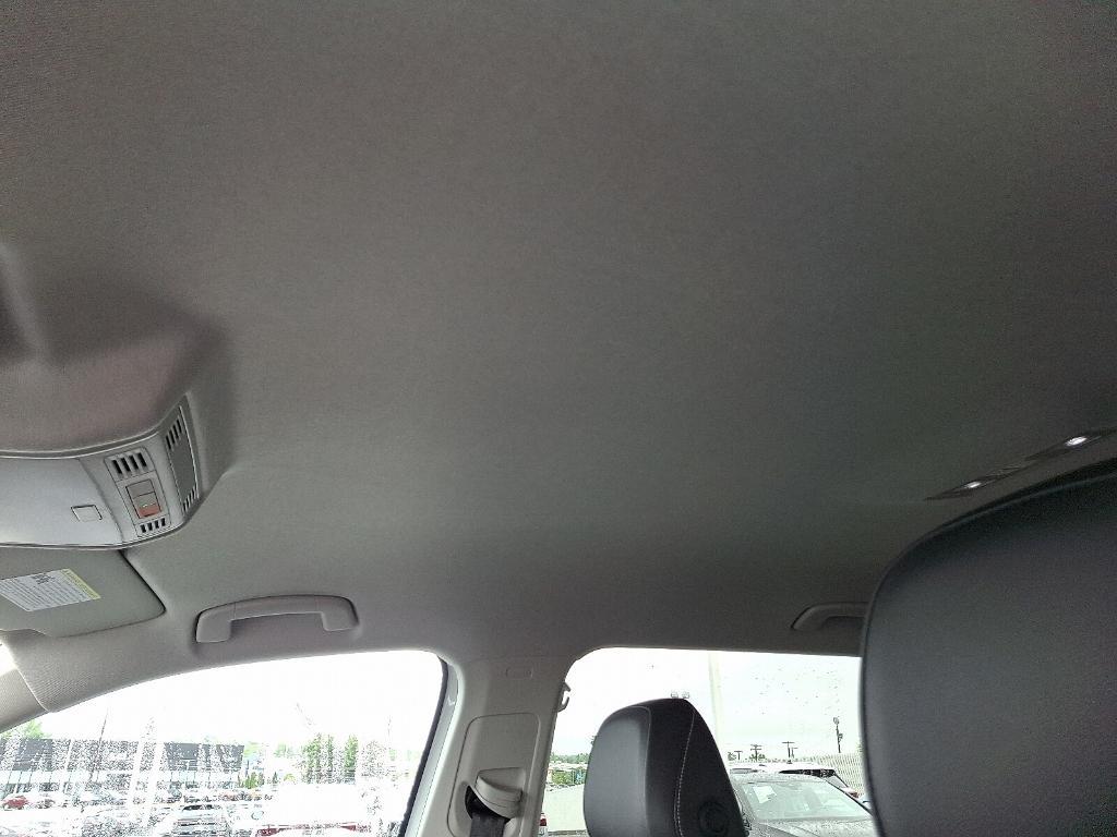 used 2024 Volkswagen Tiguan car, priced at $27,999