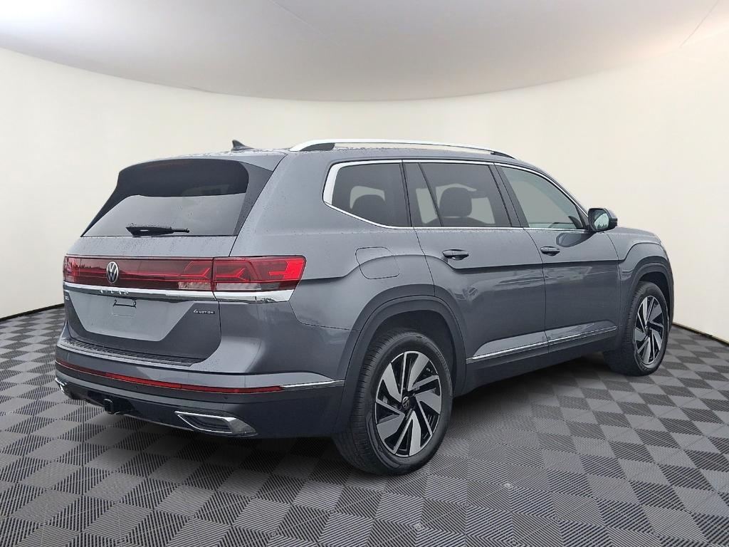new 2025 Volkswagen Atlas car, priced at $51,304