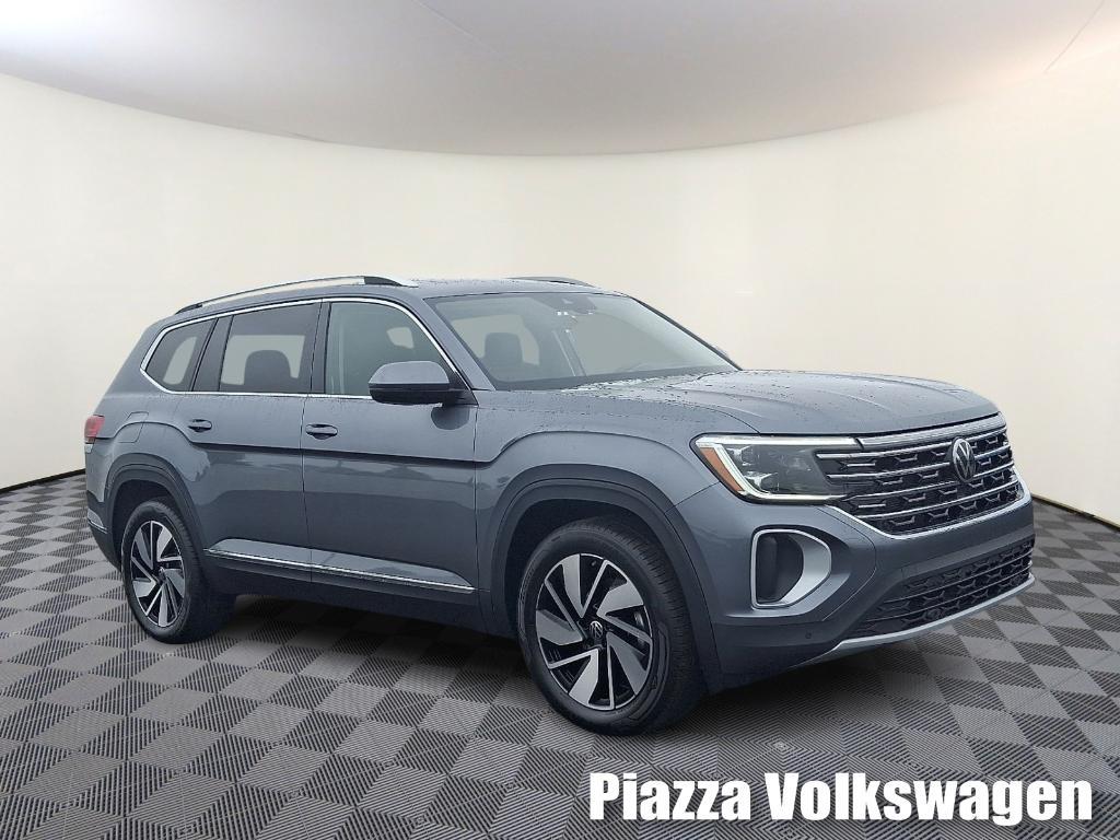 new 2025 Volkswagen Atlas car, priced at $51,304