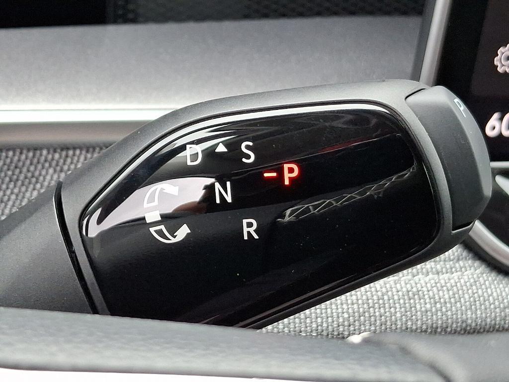 new 2025 Volkswagen Tiguan car, priced at $34,044